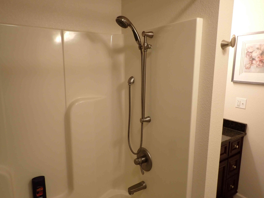 Hand shower w/slide bar